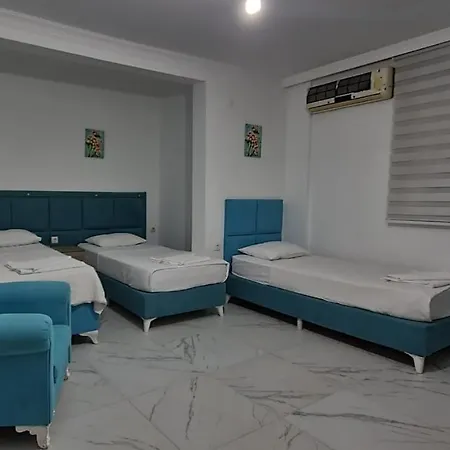 Alis Hotel *