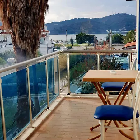Alis Hotel *