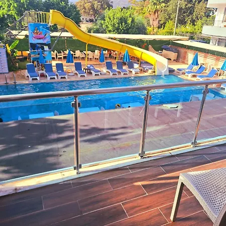 Alis Hotel *