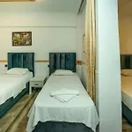 Alis Ξενοδοχείο 2*