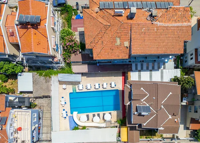Aliş Otel 2*